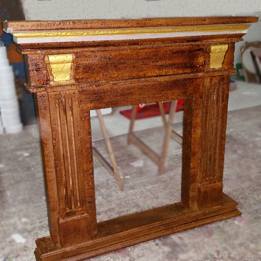 Caminetto in Polistirolo con finiture color oro